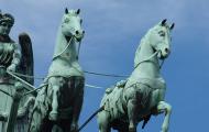 Europe’s Currency Conundrum – What Can Save The Euro Now? : Joseph Stiglitz