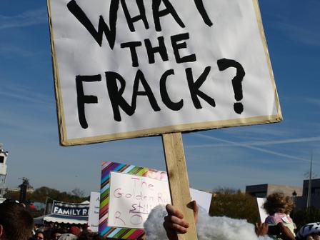 http://www.economywatch.com/files/imagecache/story/story/hydraulicfracking.jpeg