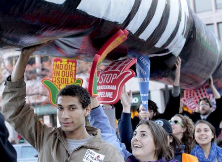 Dirty Oil, Dirty Tactics – The Keystone XL Pipeline: Jody Williams & Desmond Tut