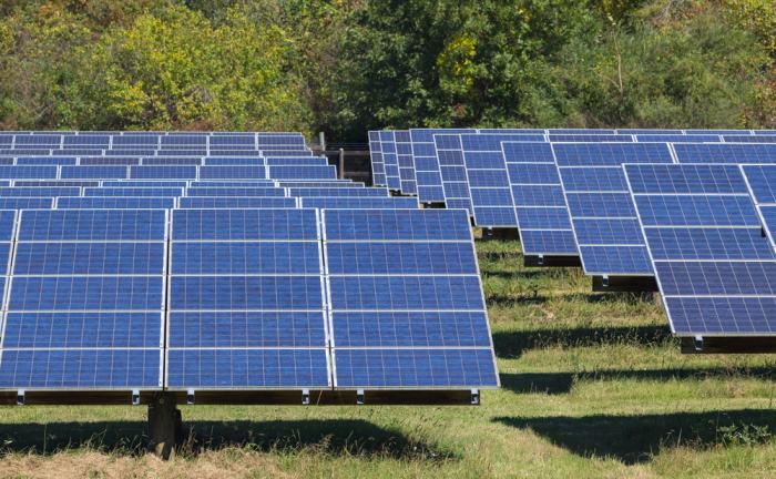 The largest solar power station also uses natural gas. The largest solar power station also uses natural gas.