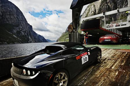 Thunder Road: Sparking a Revival for the Electric Car Thunder Road: Sparking a Revival for the Electric Car