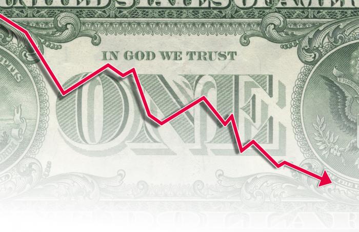 With little belief in U.S. economic strength, the dollar is losing fans.