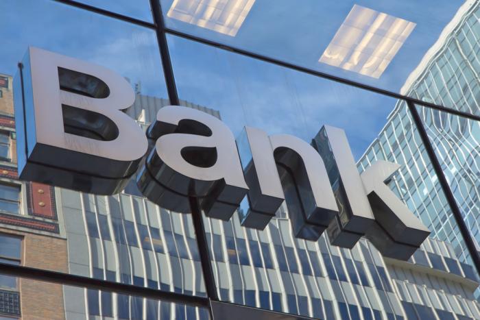 Bank recidivism gets "deferred prosecutions", but that's about it. Bank recidivism gets "deferred prosecutions", but that's about it.