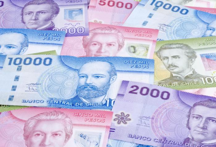 Places to use pesos are vanishing in Chile. Places to use pesos are vanishing in Chile.