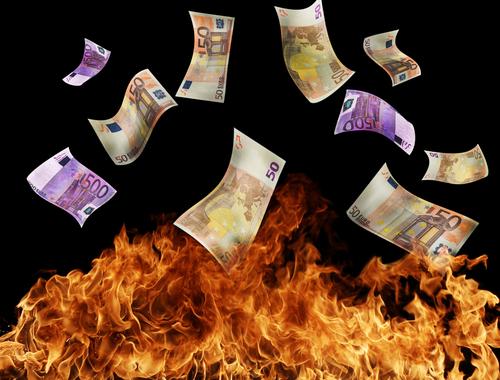 The Return Of Fixed Exchange Rates: A Costly Response To ‘Currency Wars’? The Return Of Fixed Exchange Rates: A Costly Response To ‘Currency Wars’?