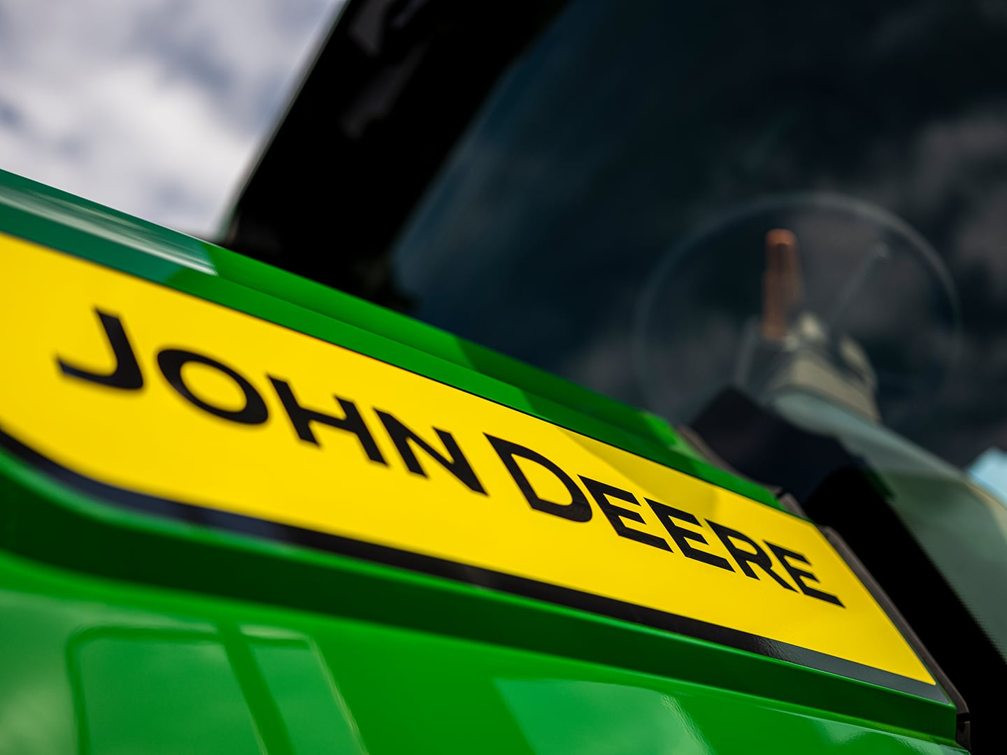 deere stock forecast