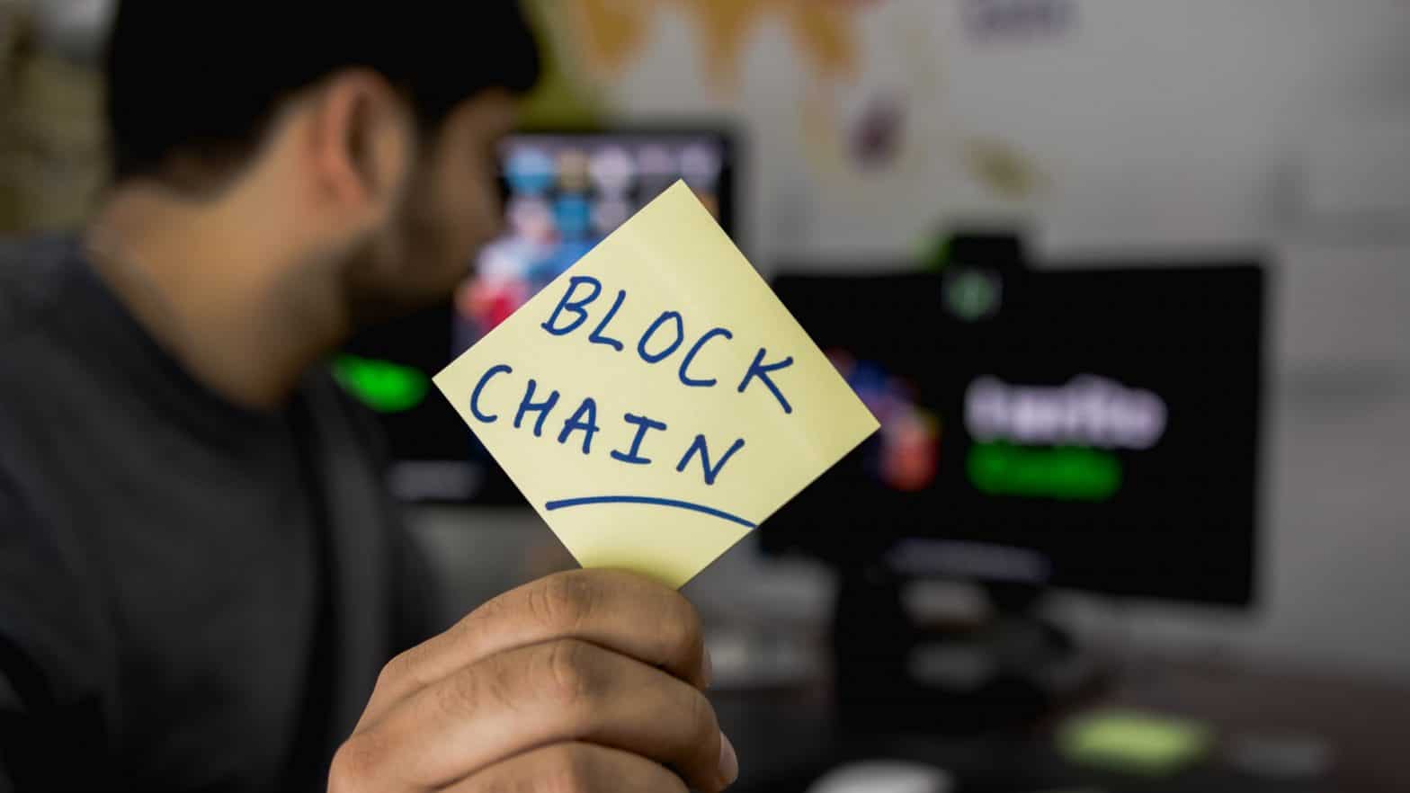 best blockchain stocks to buy in november