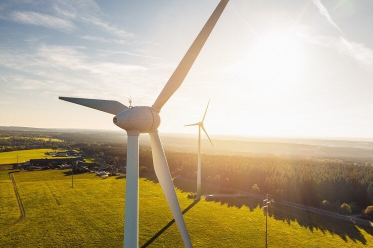 Britain to devote £7bn a year for green energy measures