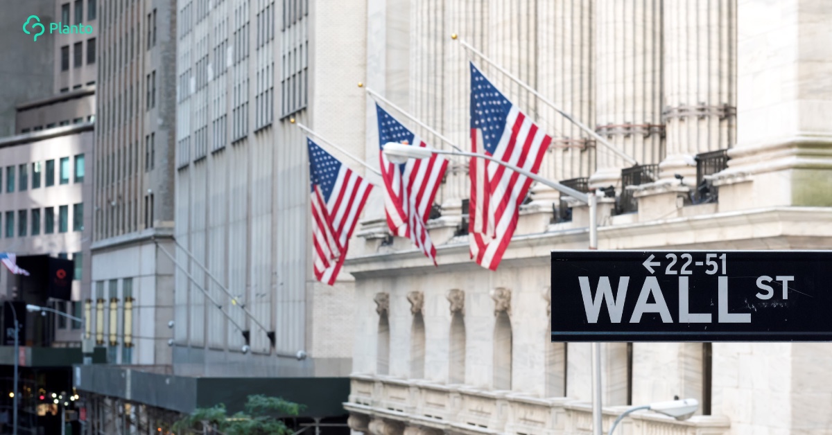US Stocks Close Lower Amidst Fears Of Rates Hike By The Fed