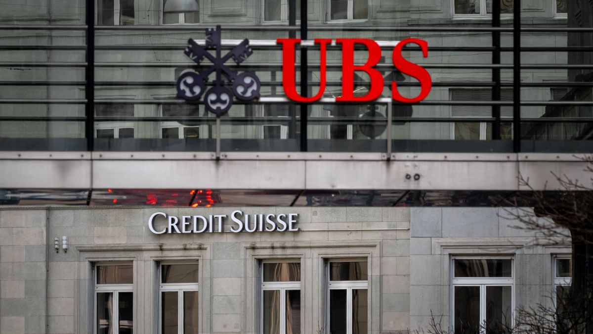 UBS signs deal to acquire Credit Suisse for CHF 3 billion