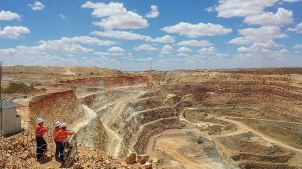 Australian gold miner Newcrest supports Newmont’s $17.8 billion offer