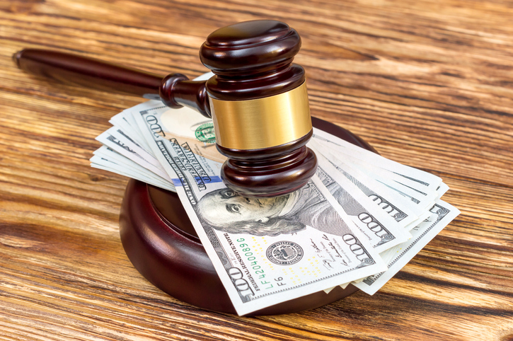 US Banks Face Multi-Million Dollar Penalties Over Use Of Personal Messaging Platforms