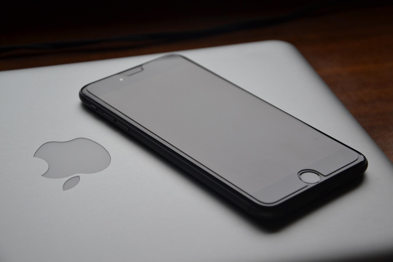 apple